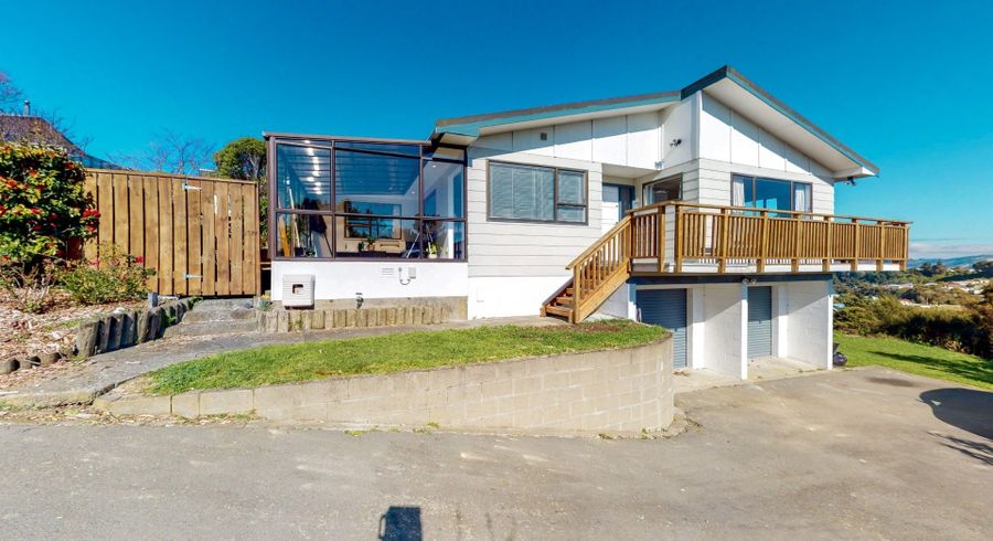  at 3 Gaff Place, Whitby, Porirua, Wellington