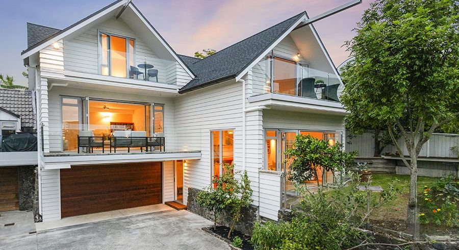  at 42 Harley Close, Hauraki, Auckland