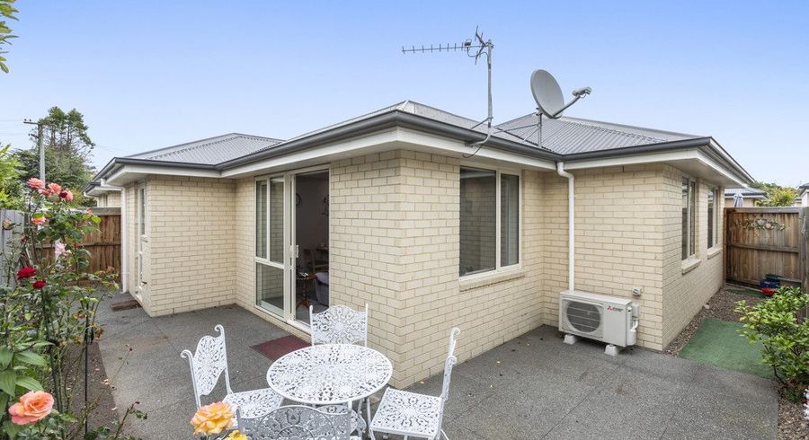  at 2/6 Nicholls Road, Halswell, Christchurch City, Canterbury