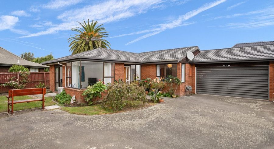  at 2/30 Townshend Crescent, Halswell, Christchurch