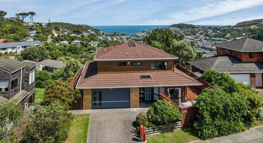  at 5 Bay Lair Grove, Island Bay, Wellington, Wellington
