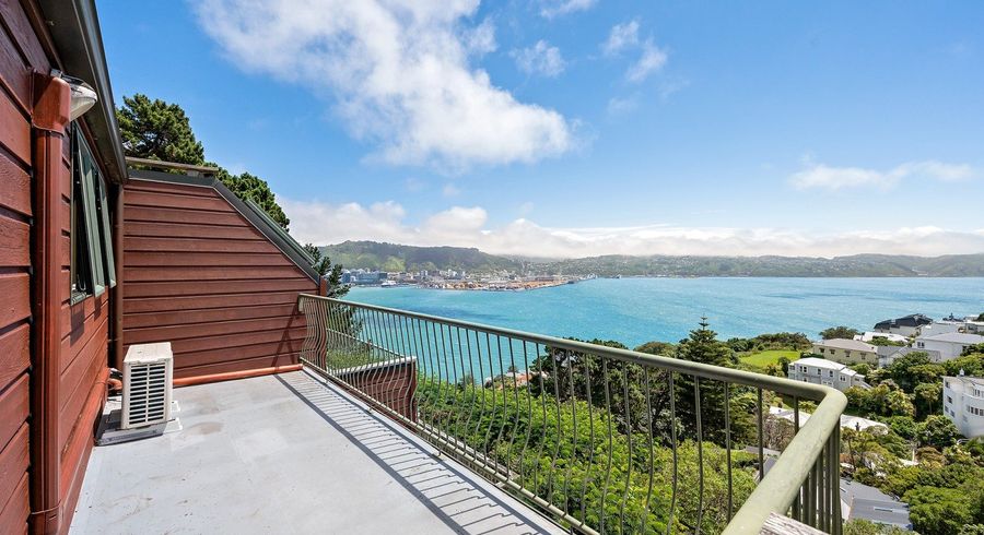  at 14 Palliser Road, Roseneath, Wellington, Wellington