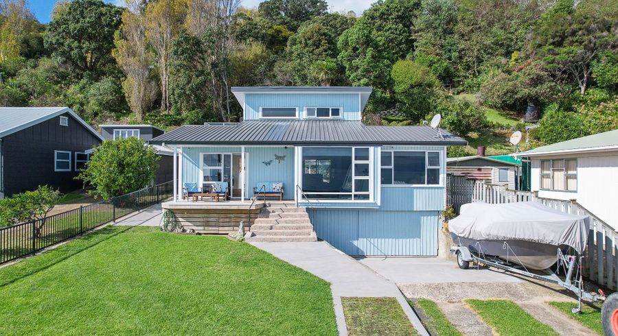  at 842 Thames Coast Road, Tapu