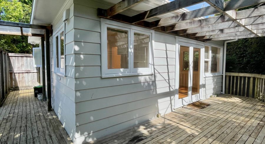  at 8B Greenhill Crescent, Pakuranga, Manukau City, Auckland