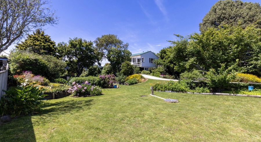  at 90 Kiwi Road, Raumati Beach, Paraparaumu