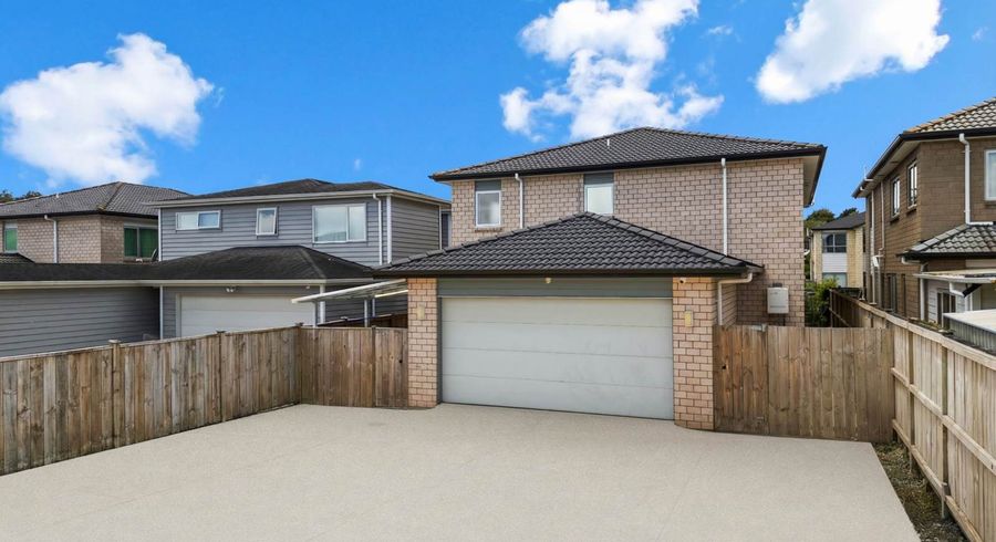  at 9 Fong Road, Flat Bush, Manukau City, Auckland