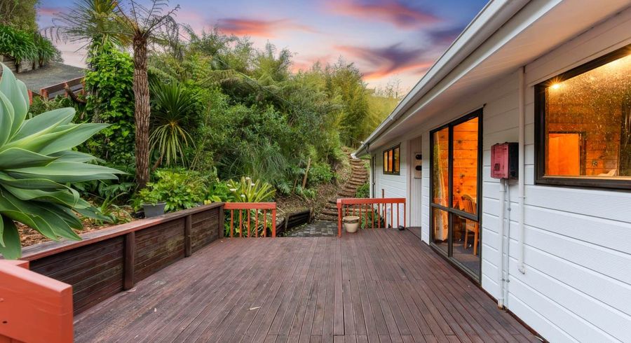  at 178 Browns Bay Road, Browns Bay, North Shore City, Auckland