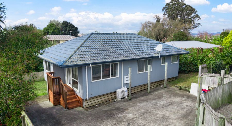  at 11A Hollinbrigg Place, Manurewa, Manukau City, Auckland