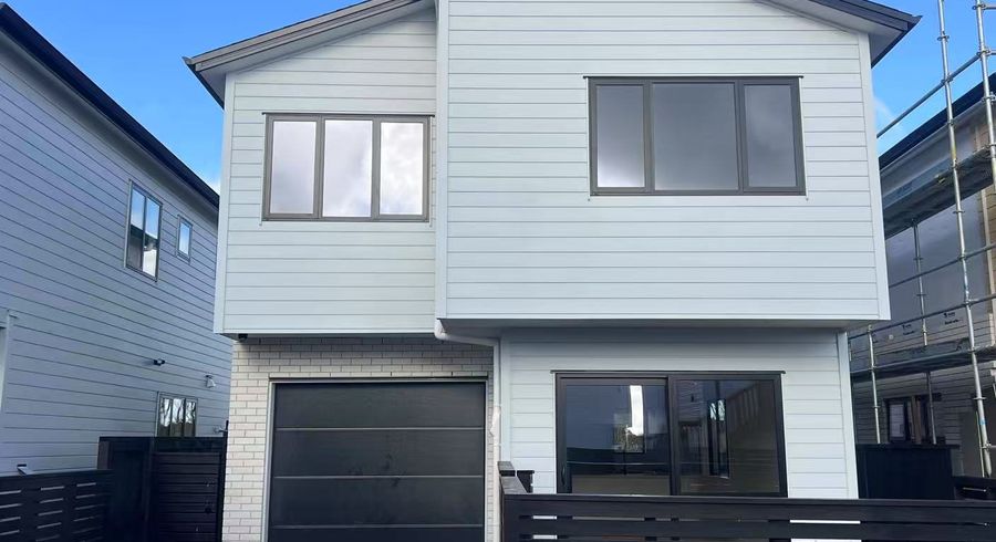  at 11 Octans Road, Westgate, Waitakere City, Auckland
