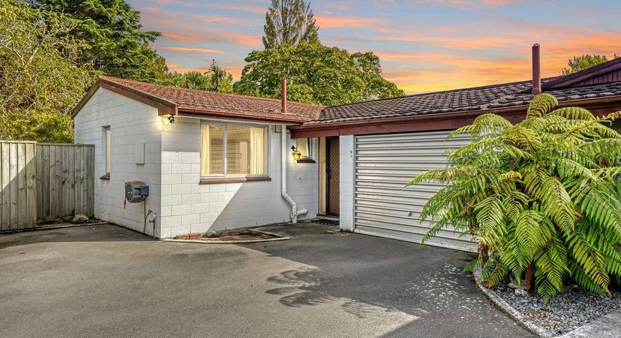  at 2/6 Hythe Lane, Saint Martins, Christchurch