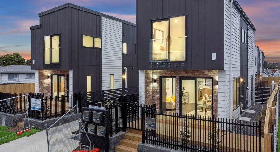  at 4/32 Beaumonts Way, Manurewa, Manukau City, Auckland