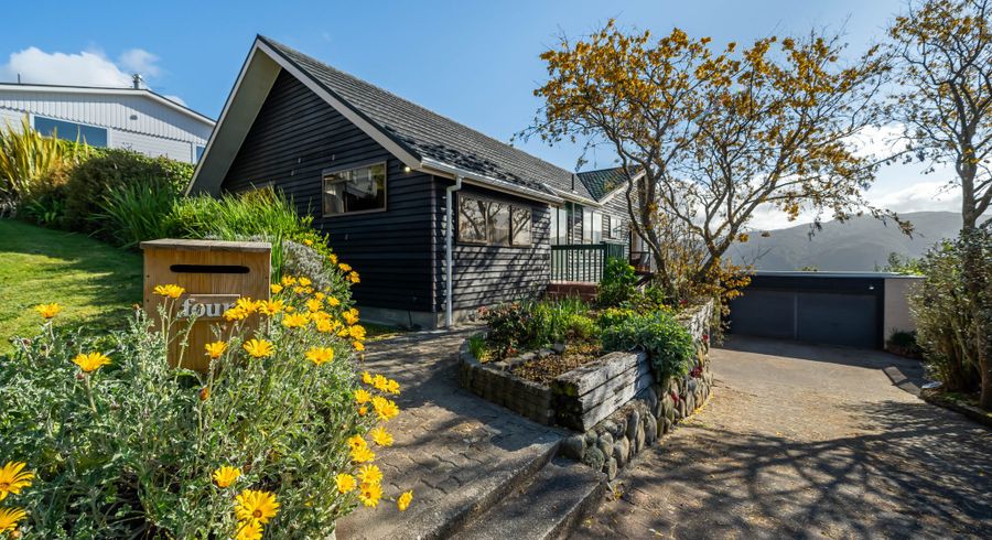  at 4 Raynham Way, Silverstream, Upper Hutt