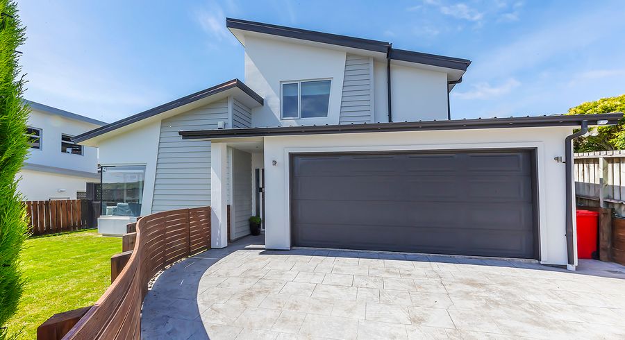  at 3 Cedarwood Street, Woodridge, Wellington
