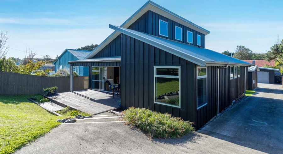  at 6 Kent Avenue, Waitarere Beach, Horowhenua, Manawatu / Whanganui
