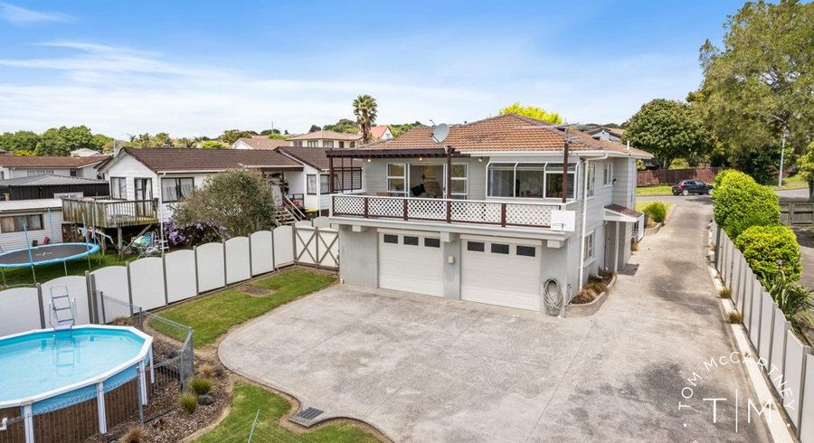  at 21 Greenstone Place, Clover Park, Auckland