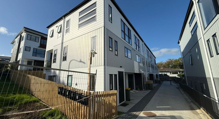  at 10 Howe Street, Howick, Manukau City, Auckland