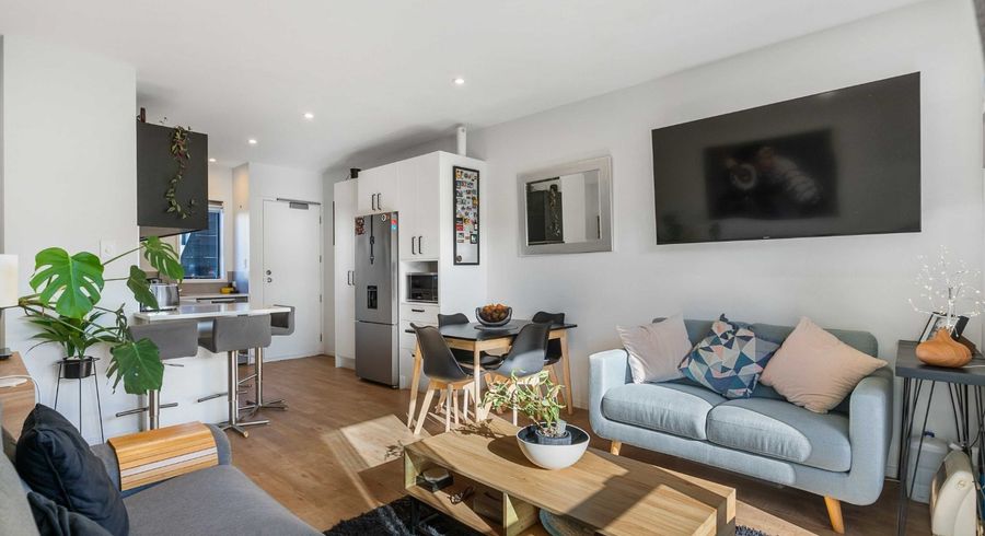  at 31/24 Norrie Avenue, Mount Albert, Auckland City, Auckland