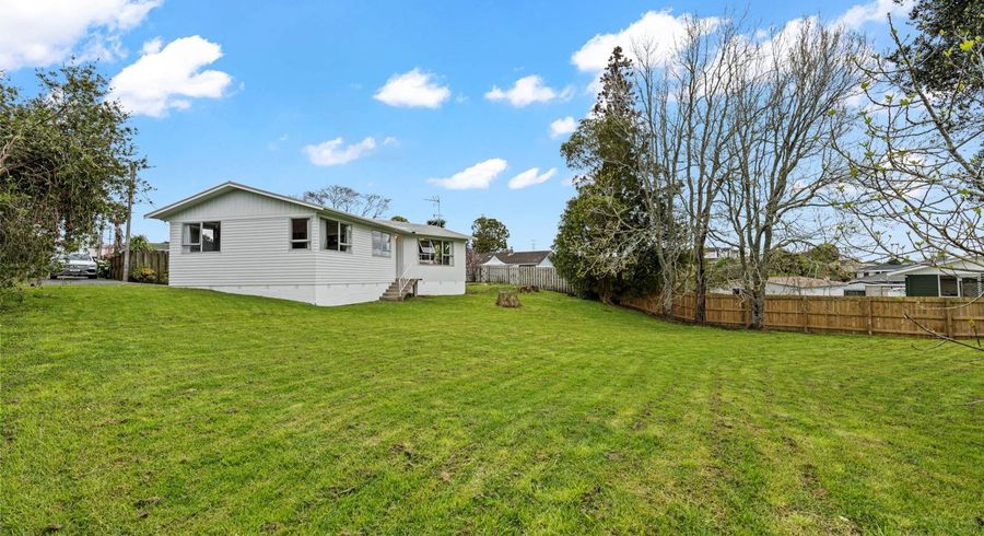  at 25 Roberts Road, Te Atatu South, Waitakere City, Auckland