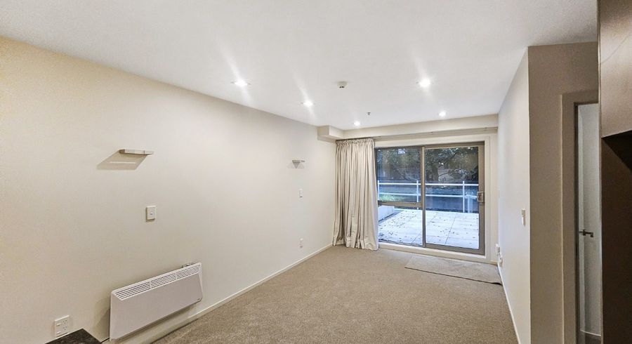  at 4 Wagener Place, Mount Albert, Auckland City, Auckland