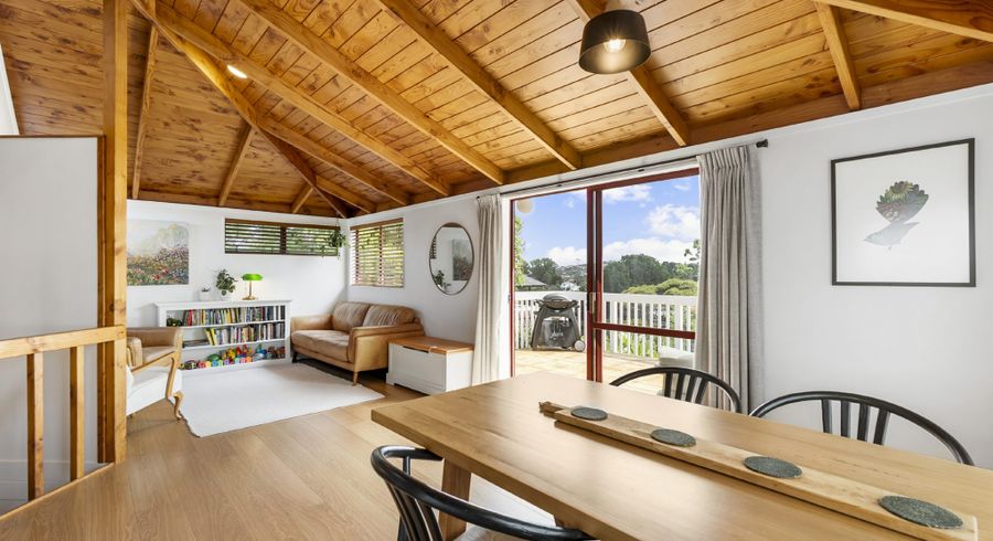  at 2/43 Rawene Road, Birkenhead, North Shore City, Auckland