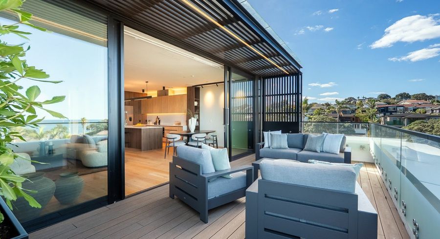  at 17/423-427 Beach Road, Mairangi Bay, North Shore City, Auckland