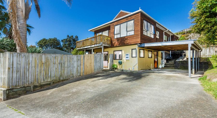  at 1/38 Nor'East Drive, Northcross, Auckland