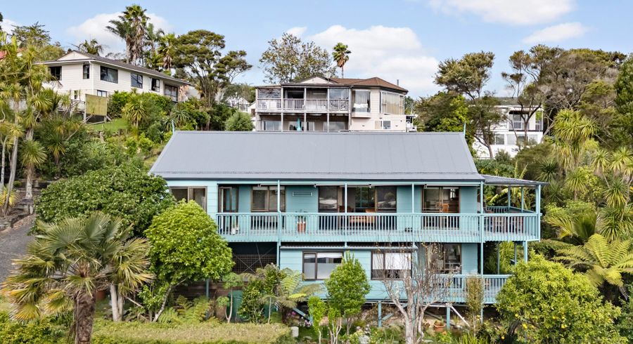  at 63 Pemberton Avenue, Bayview, North Shore City, Auckland