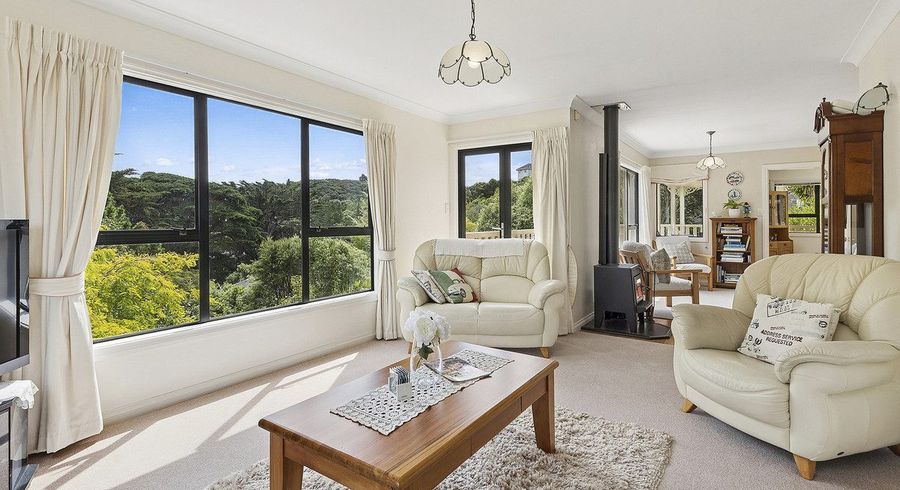  at 10 Joseph Banks Drive, Whitby, Porirua, Wellington