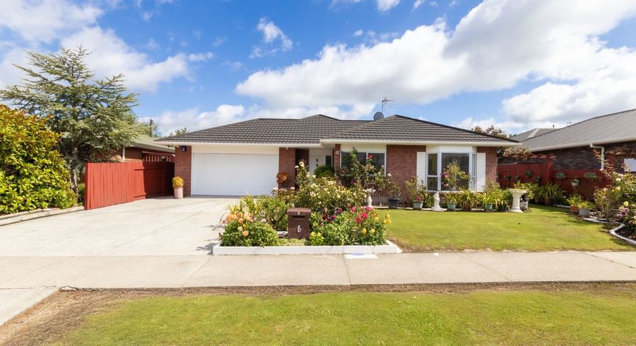  at 6 Royal Oak Drive, Kelvin Grove, Palmerston North, Manawatu / Whanganui