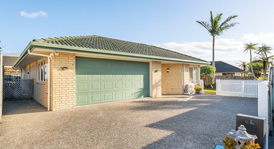  at 7 Newbliss Crescent, East Tamaki Heights, Auckland