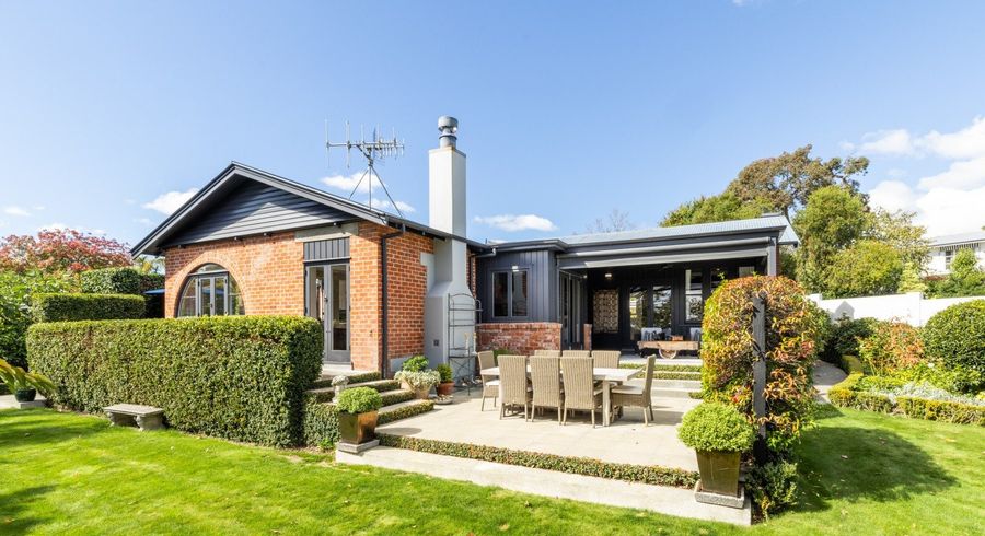  at 2 Greenwood Road, Havelock North, Havelock North