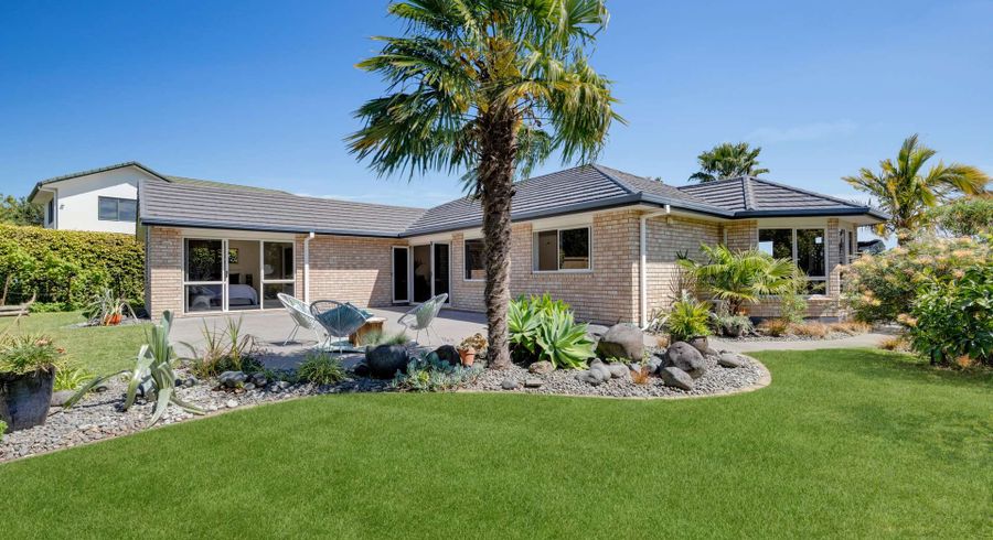  at 52 Lysaght Place, Welcome Bay, Tauranga