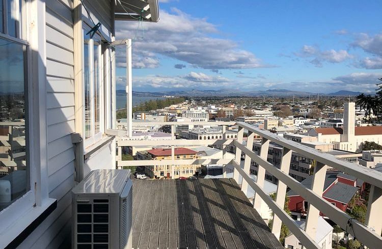  at 2/8 Seaview Terrace, Bluff Hill, Napier, Hawke's Bay