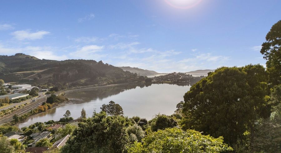  at 33 District Road, Roseneath, Port Chalmers