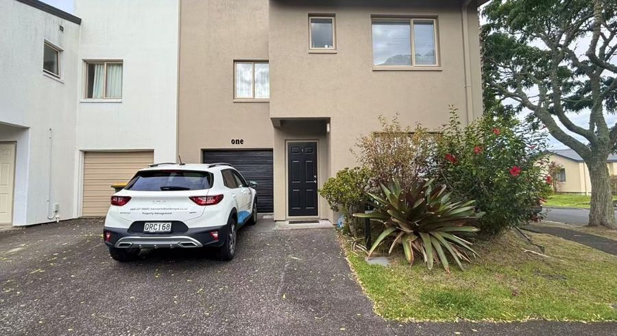  at 1 Butia Avenue, Henderson, Waitakere City, Auckland