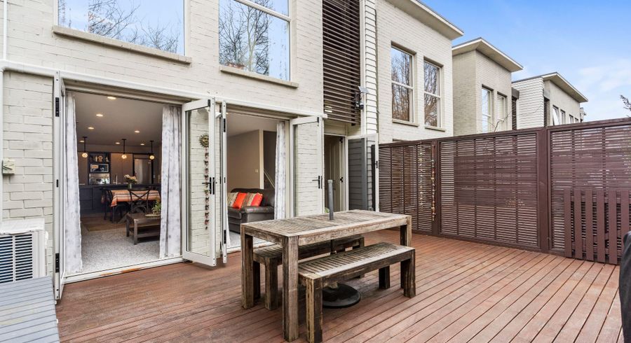  at 12 Zabeel Crescent, Takanini, Auckland