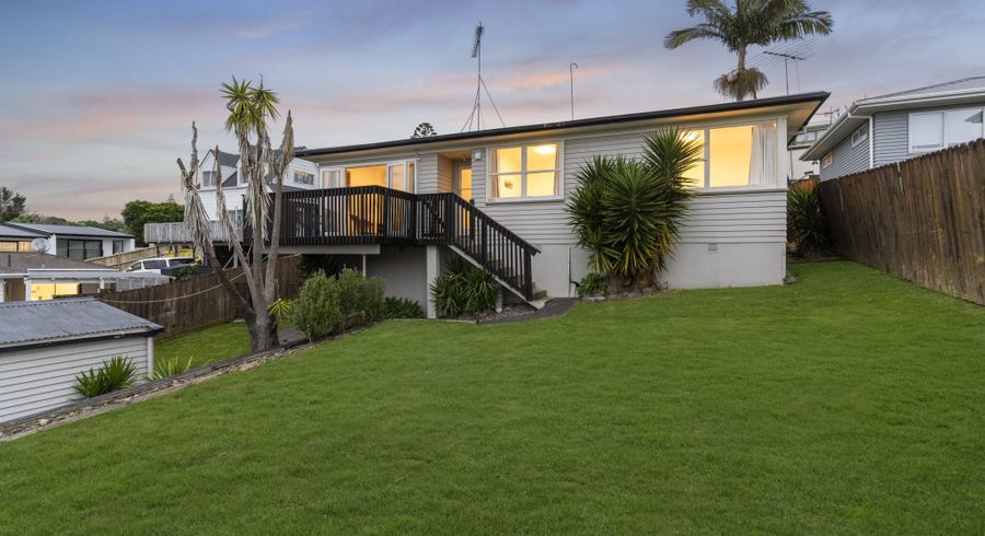  at 60 Lauderdale Road, Birkdale, North Shore City, Auckland