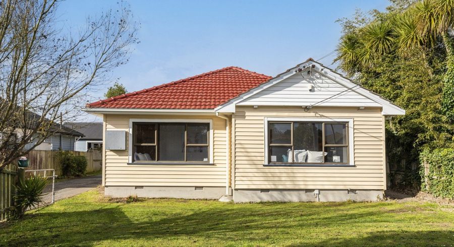  at 30 Bronwyn Street, Mairehau, Christchurch City, Canterbury