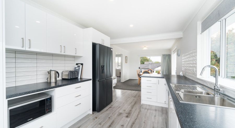  at 27 Millar Street, Terrace End, Palmerston North, Manawatu / Whanganui