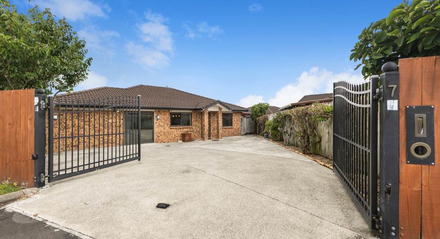  at 7 Sai Street, Flat Bush, Manukau City, Auckland