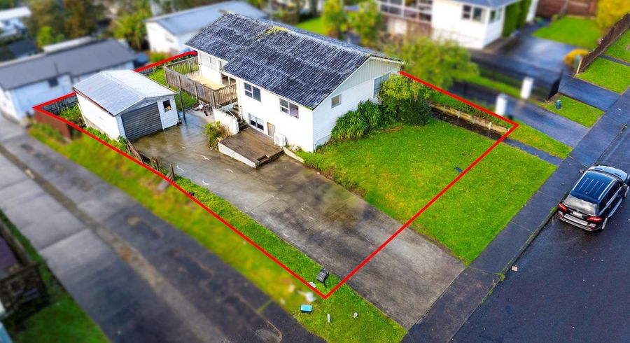  at 42 Tamahere Drive, Glenfield, North Shore City, Auckland