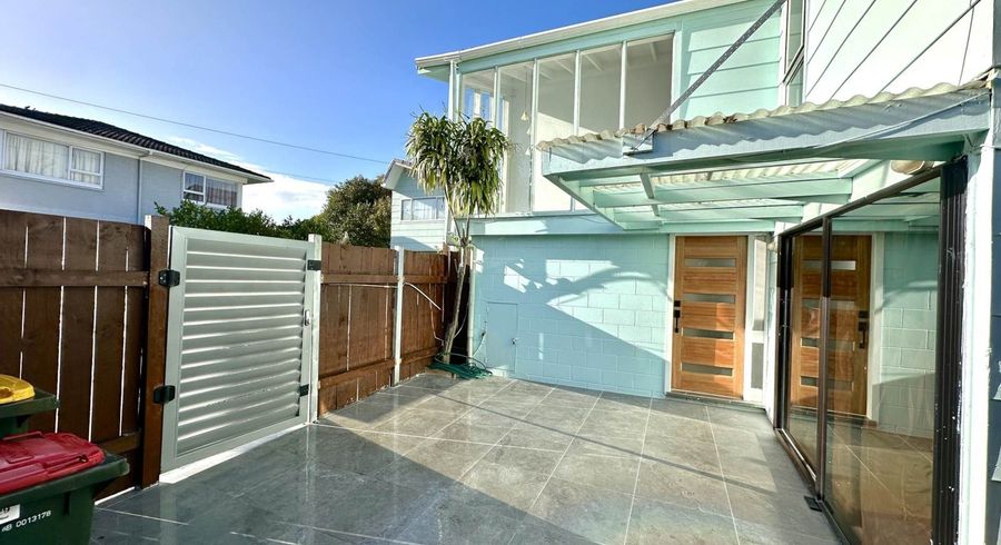  at 1/329 Pakuranga Road, Pakuranga, Manukau City, Auckland
