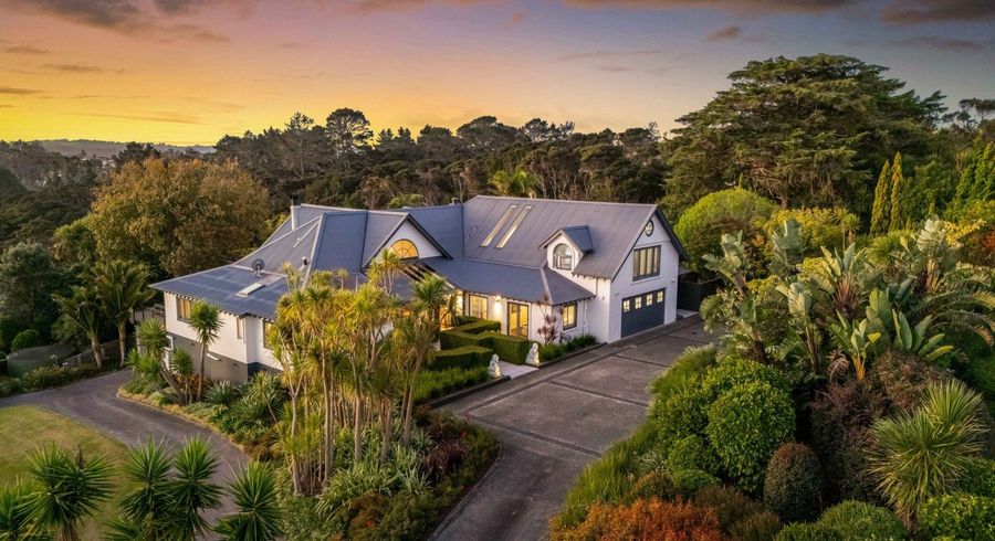  at 6 Emily Lane, Greenhithe, North Shore City, Auckland