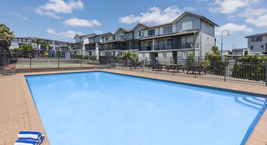  at 2/25 Opito Way, East Tamaki, Auckland