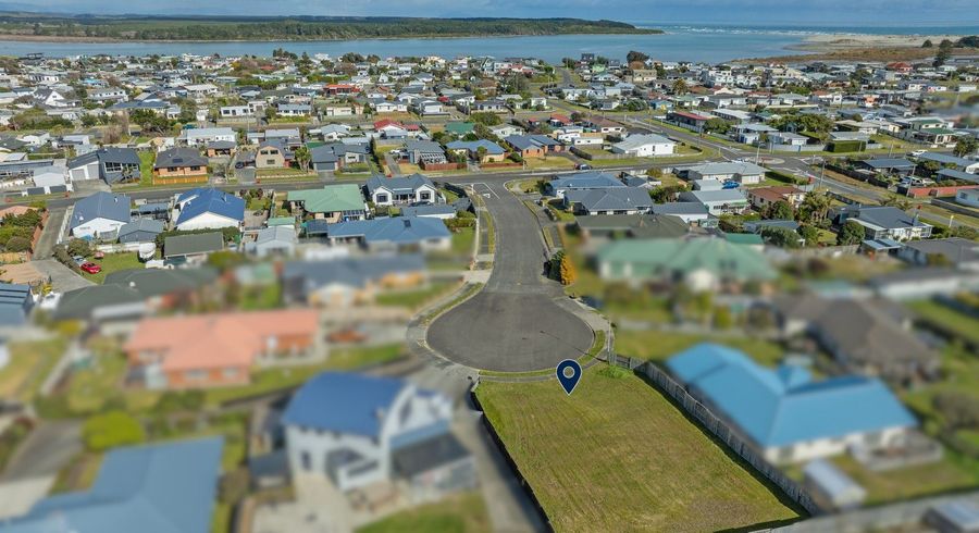  at 13 Teppett Place, Foxton Beach, Horowhenua, Manawatu / Whanganui