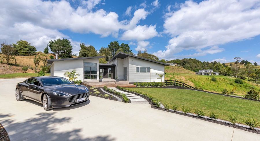  at 4 Haunui Way, Whitford, Whitford