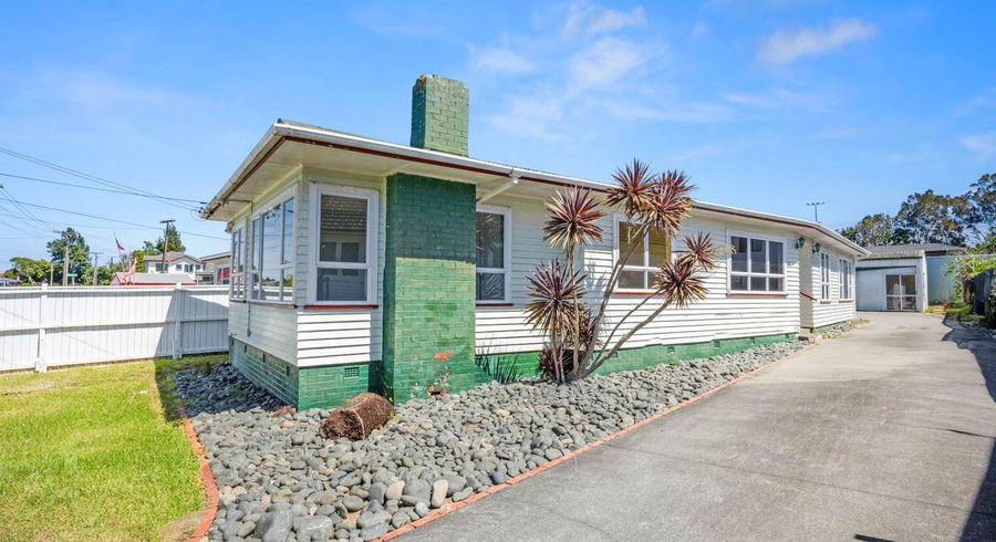  at 43 Wedgwood Avenue, Mangere East, Manukau City, Auckland