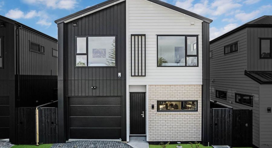  at 4/34 Tennessee Avenue, Mangere East, Manukau City, Auckland