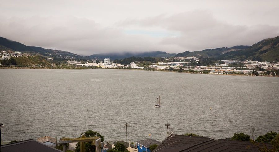  at 15 Gloaming Hill, Titahi Bay, Porirua