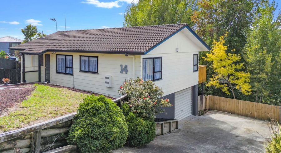 at 14 Landsdale Place, Massey, Waitakere City, Auckland